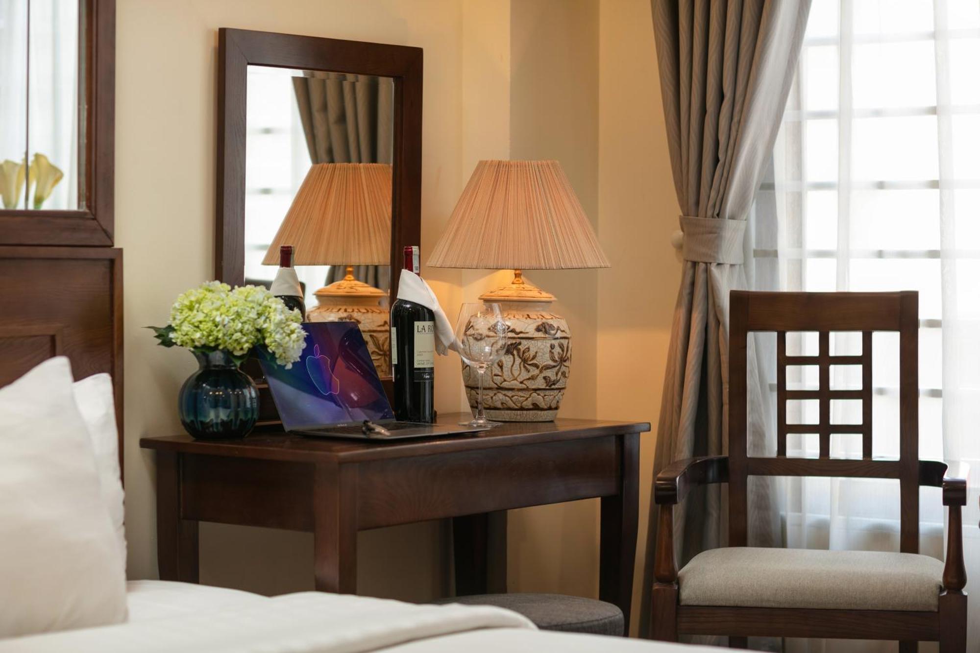 The West Hotel & Spa Hanoi Exteriör bild